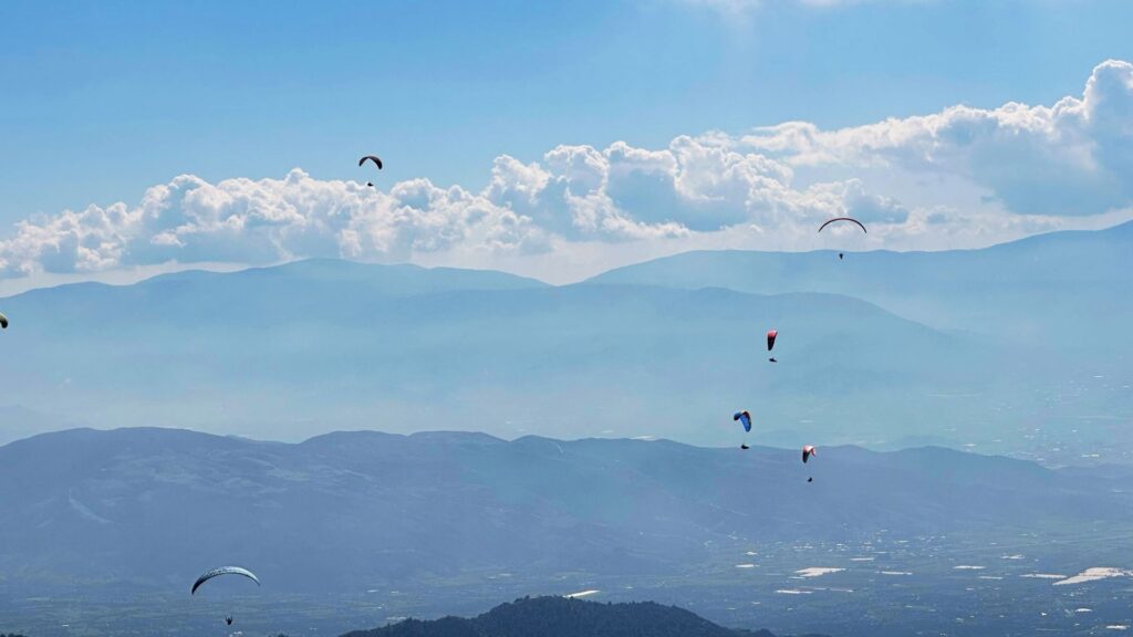 istanbul yamaç paraşütü fiyatları ve bilgi